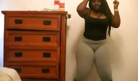 Lijepa matura sex hd brineta želi dupe