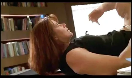 Napuhana zgodna crnja jebe mladu filme porno cu italience mature smeđu kosu