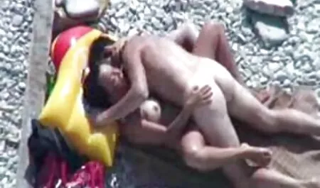 Dvije prsate, seksi plavuše grickaju frajeru, jebaju mu usta nogama, sjede mu na licu i trljaju pičkice, guraju mu kurac nogama filme porno cu italience mature i tjeraju ih da mokre gaćice
