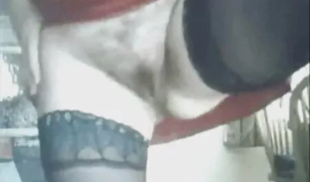 Dude je mature hq porno skinuo plavušu na ulici i ponudio joj seks za novac