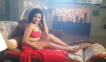Horny babe miluje guzu anal video mature macom