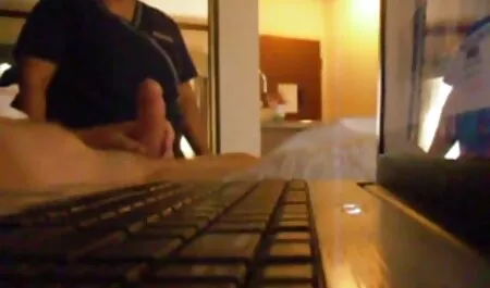 Stari djed jebe mladu zaluđenu pilić i cums u xxx mature ustima