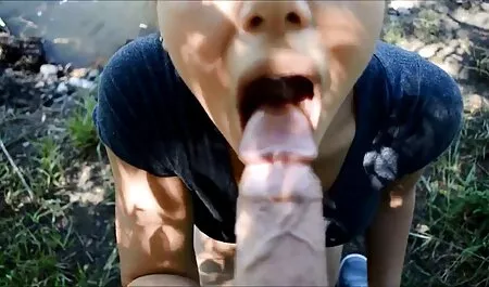 Prekrasna maserka Victoria se zajebava s free porno mature klijenticom