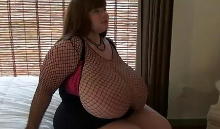 Vruća plavuša dobiva xxporno mature tvrdi kurac