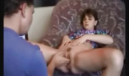 Alice se igra sa free porno mature sobom