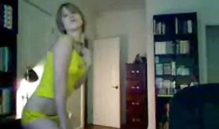 Tri razočarane xxx mature djevojke zavele su dvije Nijemce