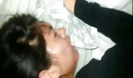 Ruska mladež slavi anal video mature Novu 2016. godinu