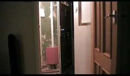 Petersburška porn mature sexi se dovodi do orgazma
