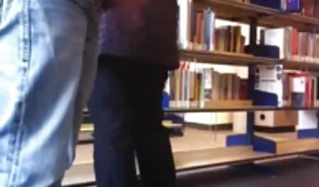Vruća baba Sandra Romain dobiva jebeni masivni i lupkajući porn mature sexi penis