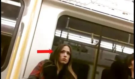 Bitch vozi video mature xxx automobil i jebe joj pička dildo