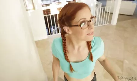 Prsata ljepotica odlučila se igrati svojim tijelom i počela masirati svoju ružičastu free porno video mature pičku, djevojka i njezini čari su vrlo uzbudljivi i želim što prije dobiti kurac