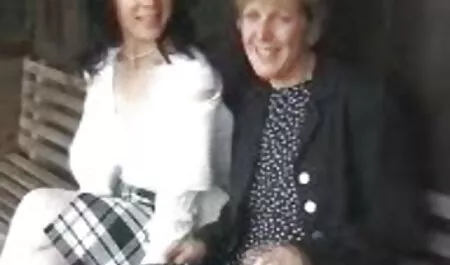Brzi seks u najam videa pormo mature s plavušom