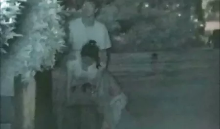 Dvije nervozne kovitlače s velikim sisama si ližu međusobno guske i jebaju se pomoću vibratora matura xxx hd