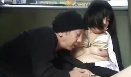 Plavuša je obukla crni, debeli strapon i jebala je prijateljicu video mature xxx