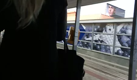 Shemale se sex mame mature zajebava s momkom i sisa kurve