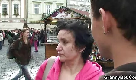 Sjajno usisavanje od xxx mature simpatične Angele