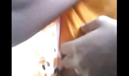 Čovjek ne brine što oni misle xxporno mature o njemu, ližući si sisav kurac