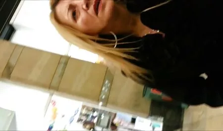 Našao sam kurvu na Internetu porno video free mature i pozvao je u posjet