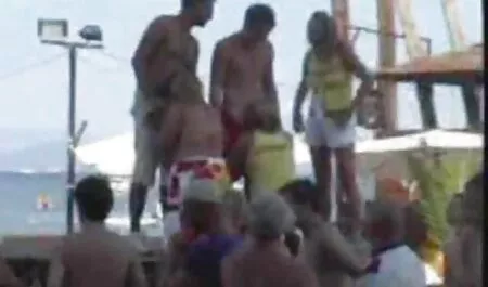 Suprug je kupio supruzi vibratore kako ga video mature xx ne bi varala
