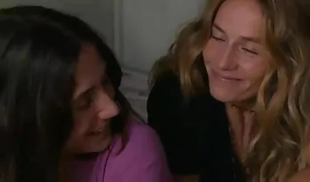 Mladi se vole sexi mature video jebati