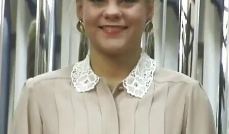 Uredski radnici jebu mature xxx mature se s velikim neredima