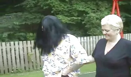 Studenti su započeli ludu video mature xx orgiju