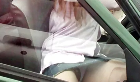 Niger liže noge obojene sexi mature video kučke u sandalama