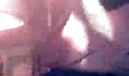 Vrlo seksi matura sex hd ljepota zabavlja muškarca