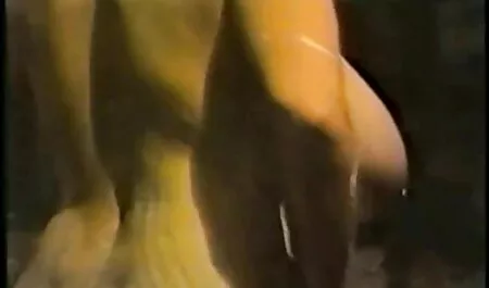 Vitka plavuša Ksenia bavi se fetišem matura sex hd
