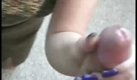 Bogata kuja visoko je dobila analni seks xxx film mature s gigol